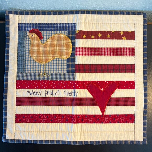 Handcrafted Other - Hand Stitched Folk Art CHICKEN & USA FLAG Patchwork Appliqué Quilt Wall Hanging